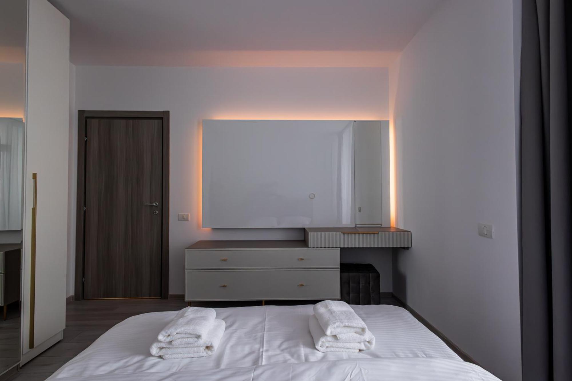 Maieru'S Xcity Tower 2 Temesvár Kültér fotó