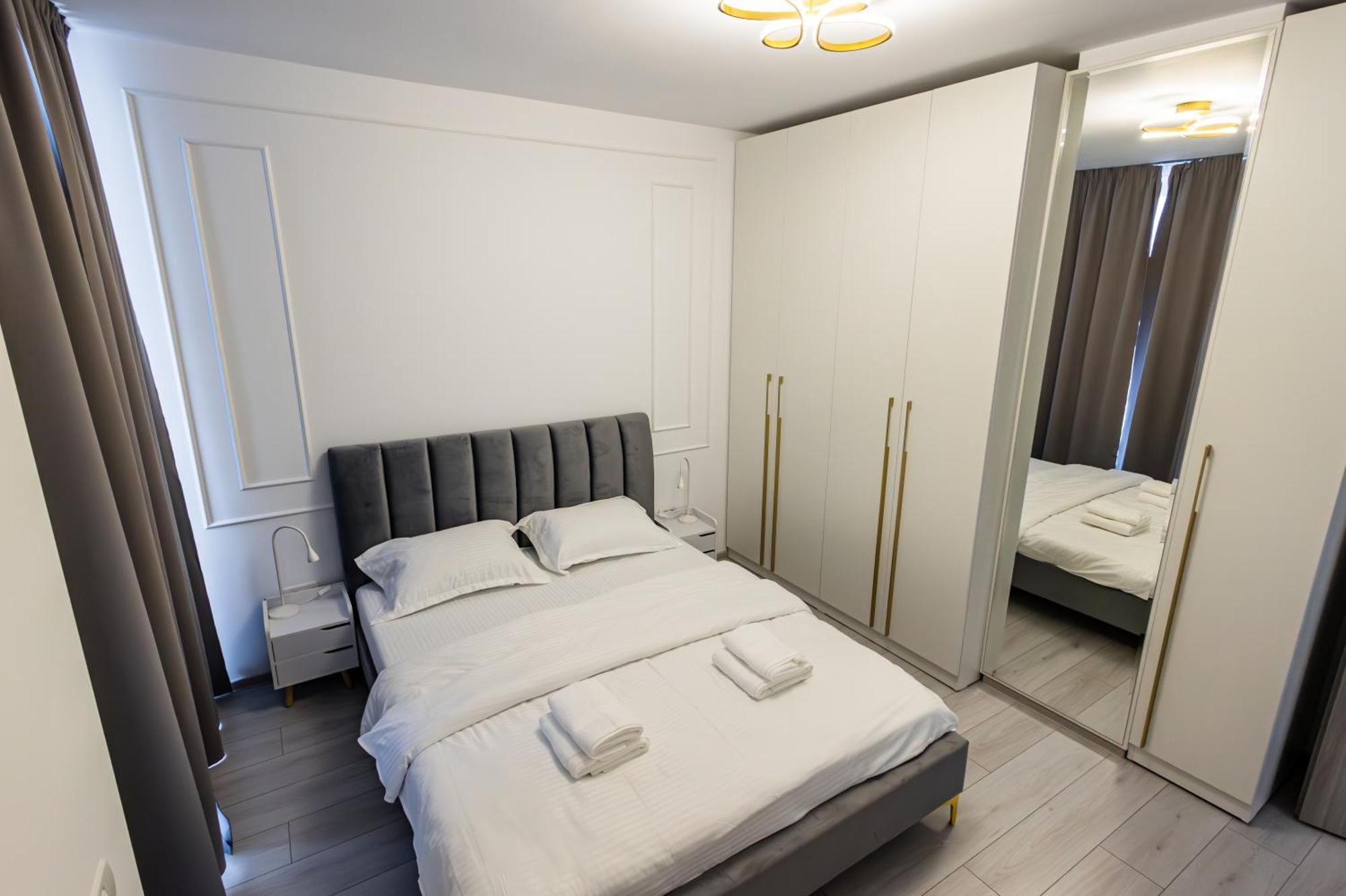 Maieru'S Xcity Tower 2 Temesvár Kültér fotó