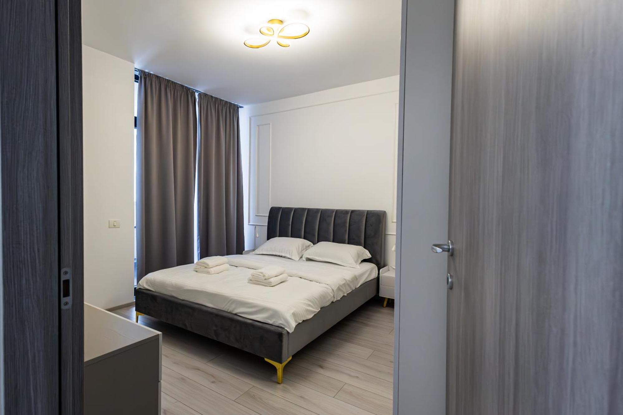 Maieru'S Xcity Tower 2 Temesvár Kültér fotó