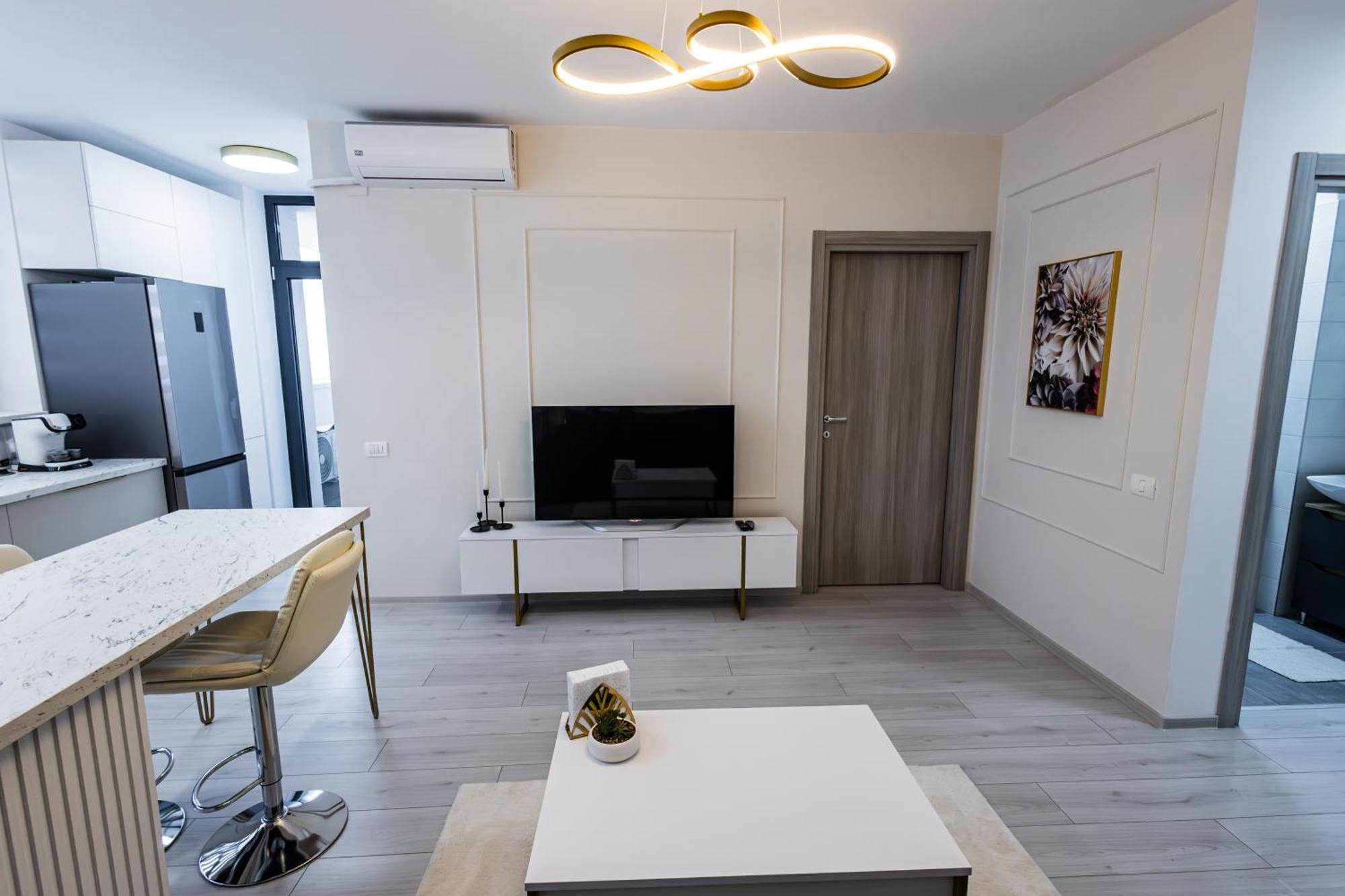 Maieru'S Xcity Tower 2 Temesvár Kültér fotó